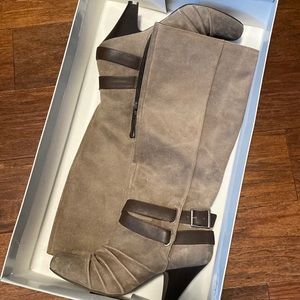 Jessica Simpson boots